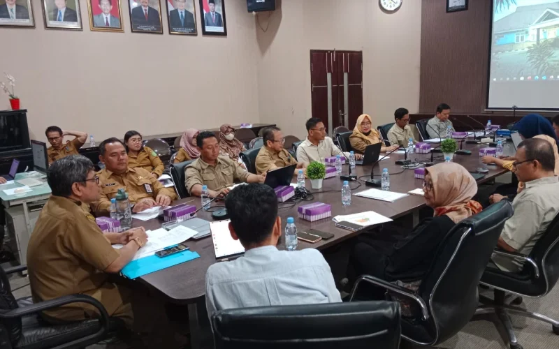 Pemkab Kutim dan Mitra Pembangunan Gelar FGD Monitoring Kegiatan Proyek KalFor Terhadap Pendamingan Desa-Desa Areal Berhutan