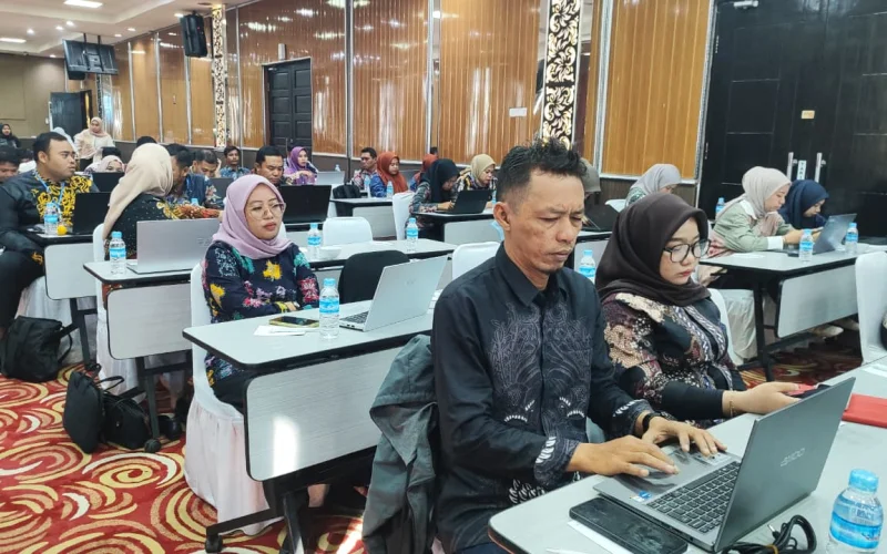 Menuju Desa Informatif, Diskominfo Kutim Latih Garda Terdepan Informasi